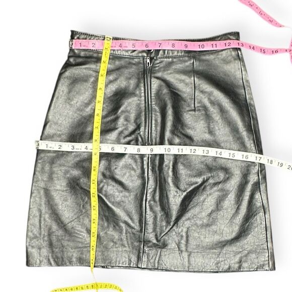 VINTAGE BERMANS Women’s Black Leather High Waist Mini Skirt Size 8 - Picture 4 of 4